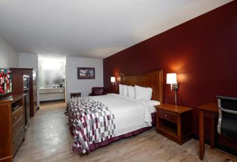 smoking hotels in ozark alabama